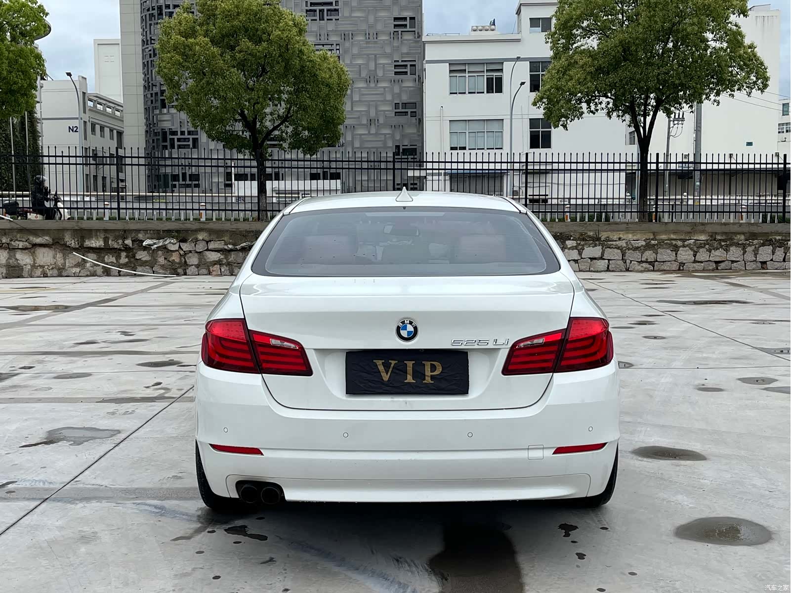BMW 5 Series, 2013 11