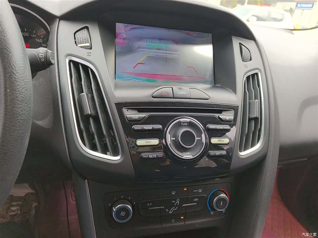Ford Focus, 2018 13