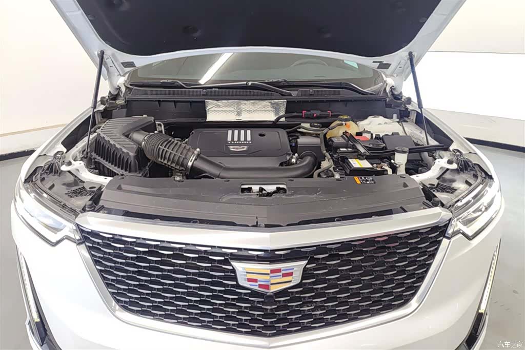 Cadillac XT6, 2022 10