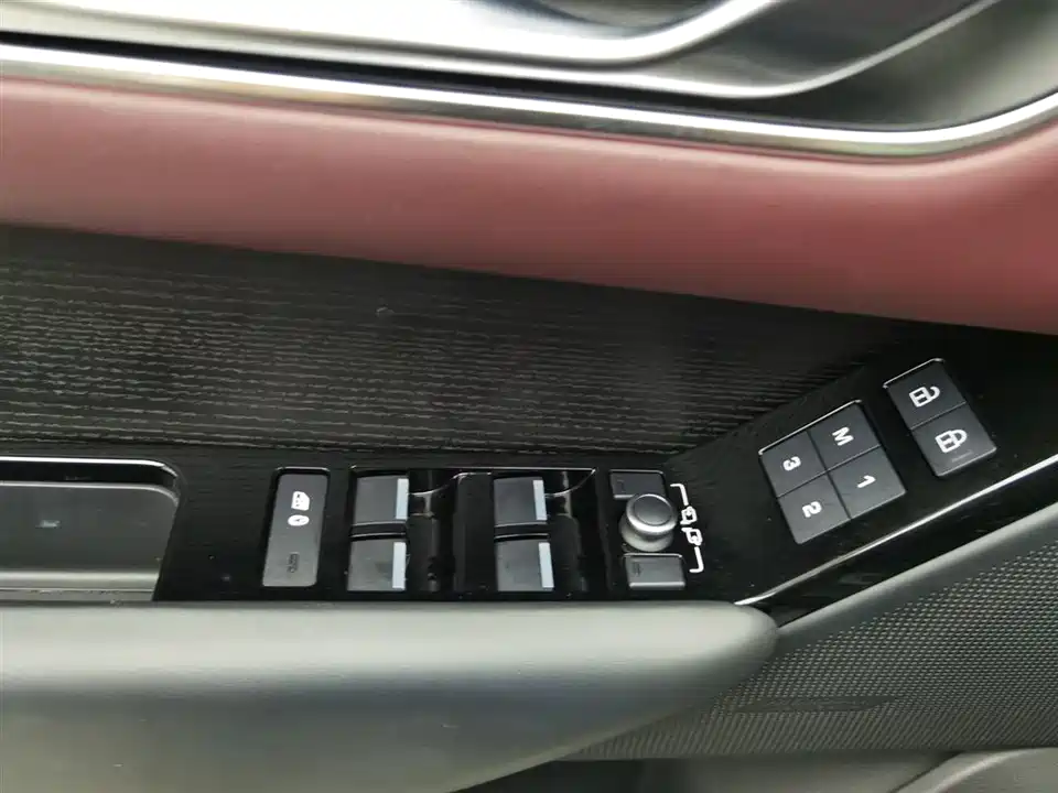 Land Rover Range Rover Star Pulse