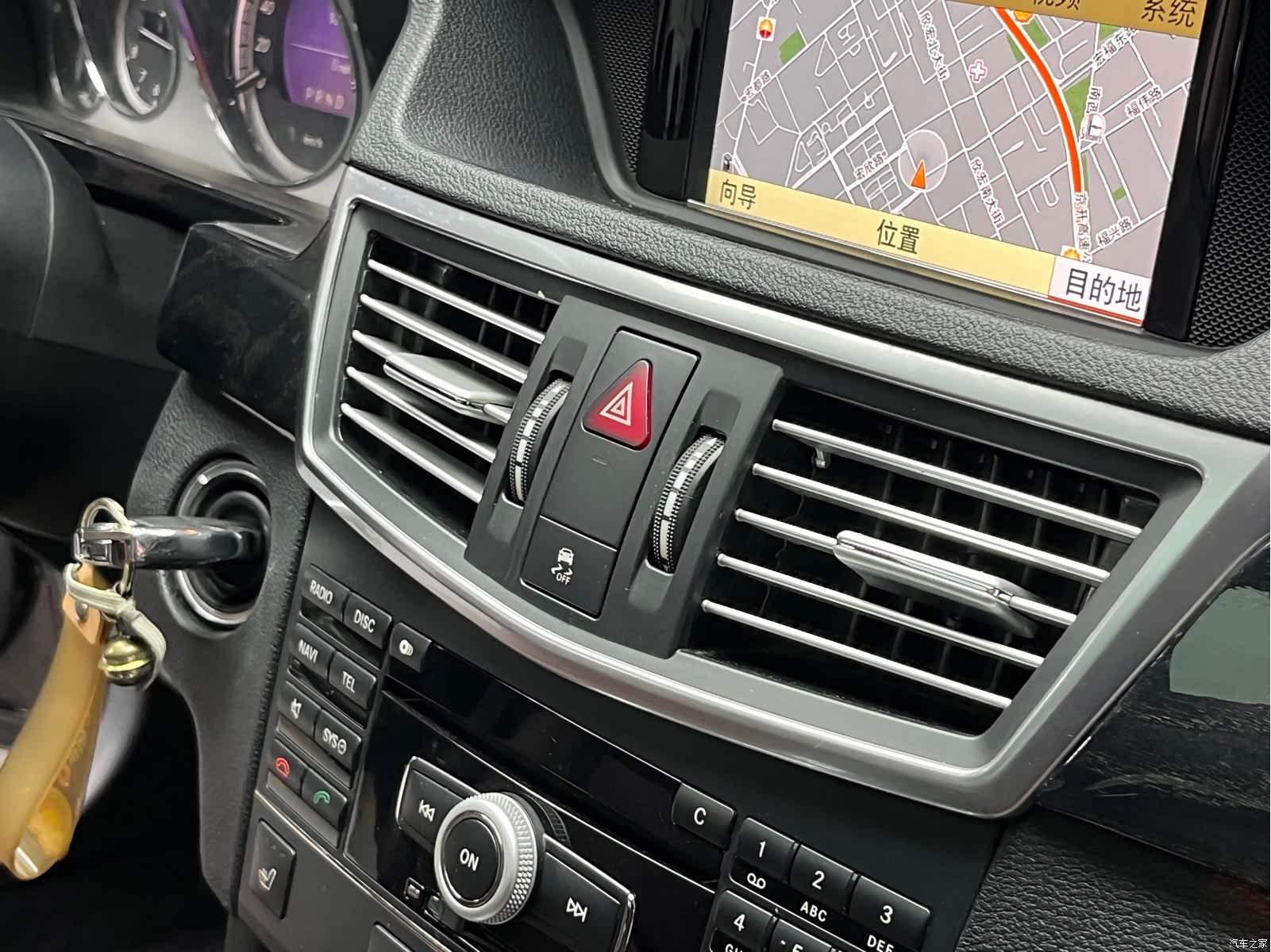 Mercedes-Benz E-Class, 2011 16