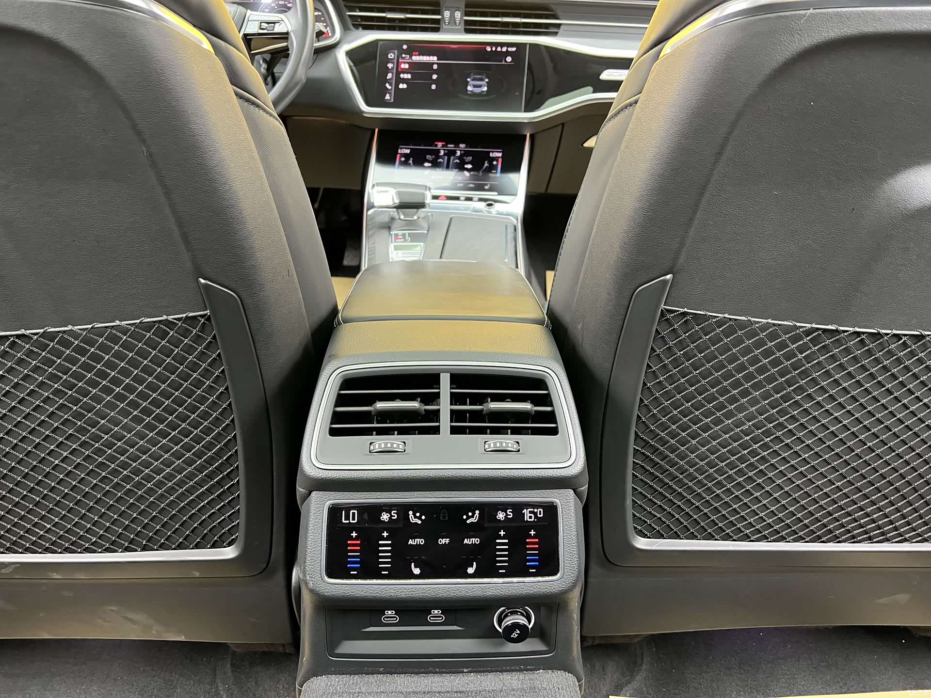 Audi A6L, 2023 25