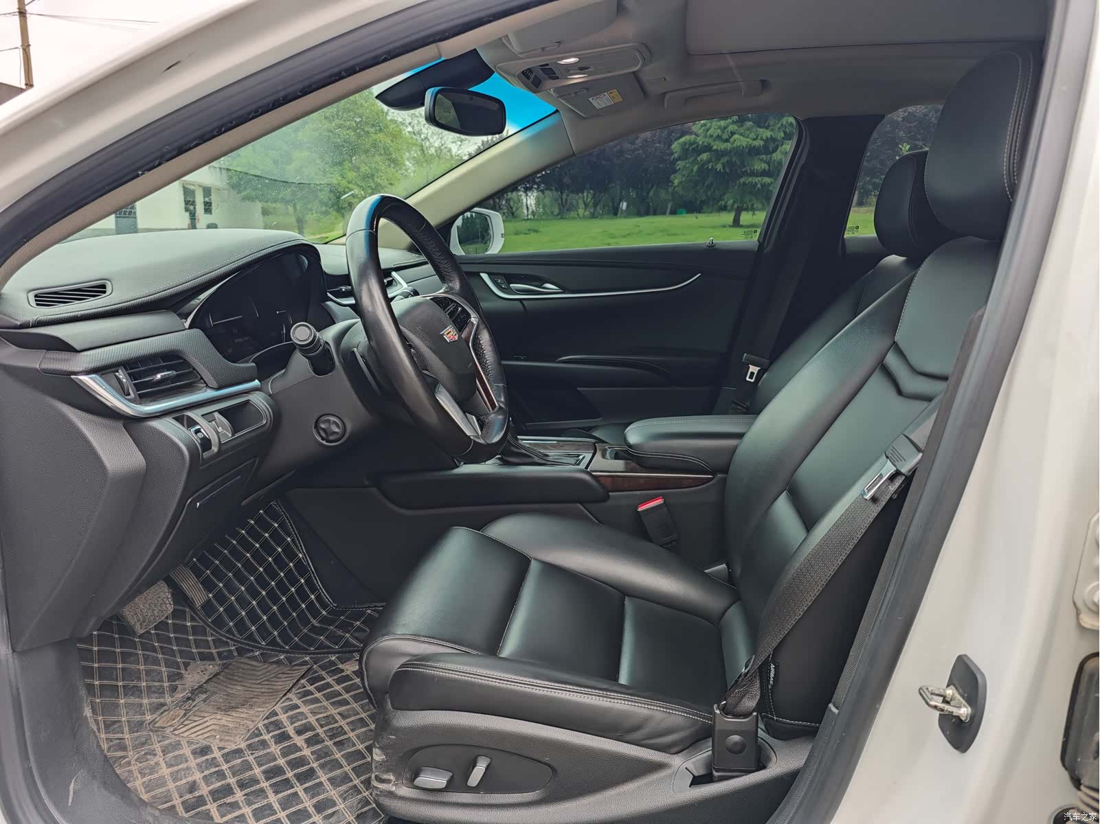 Cadillac XTS, 2019 все фото