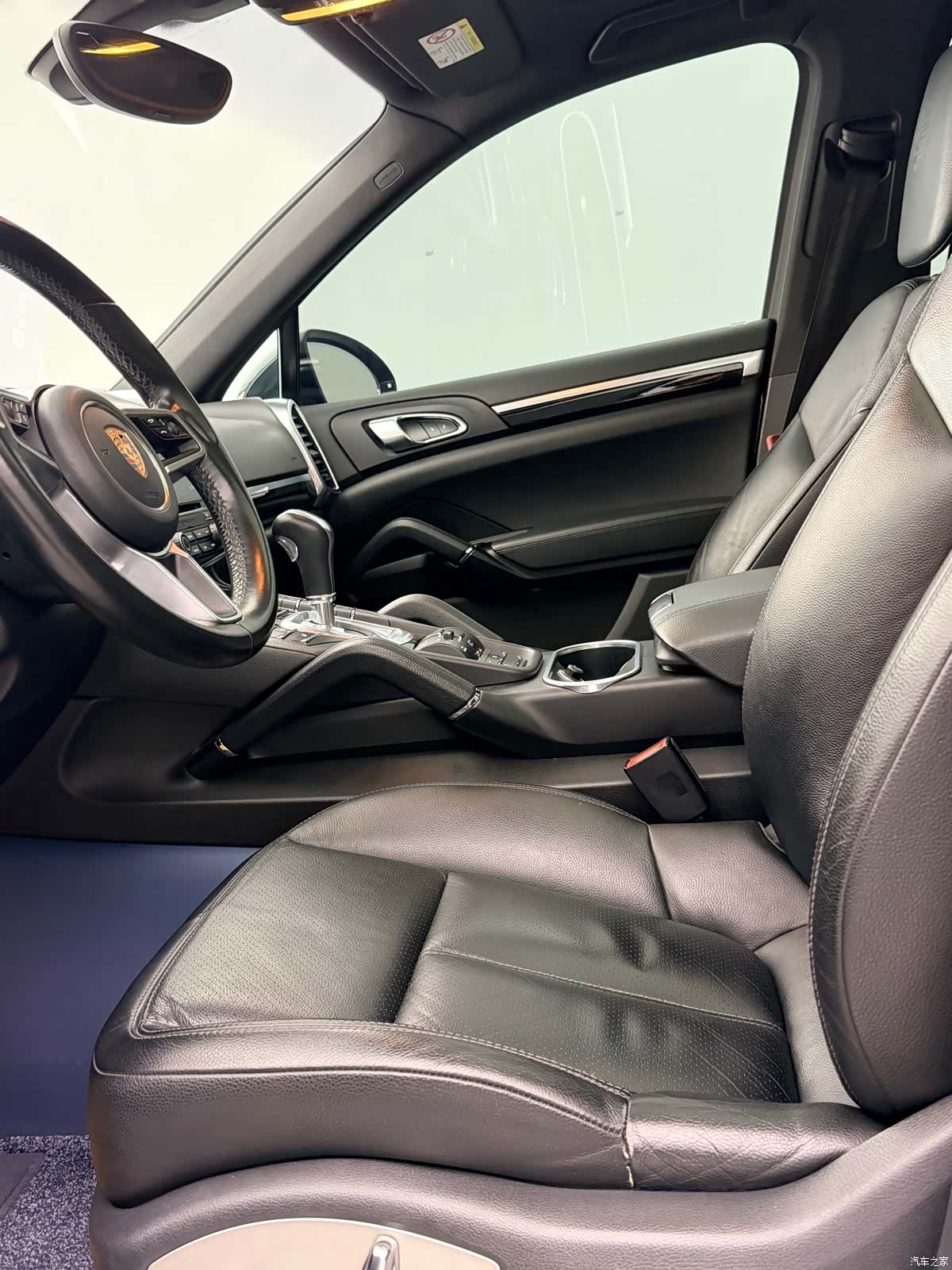 Porsche Cayenne, 2018 8