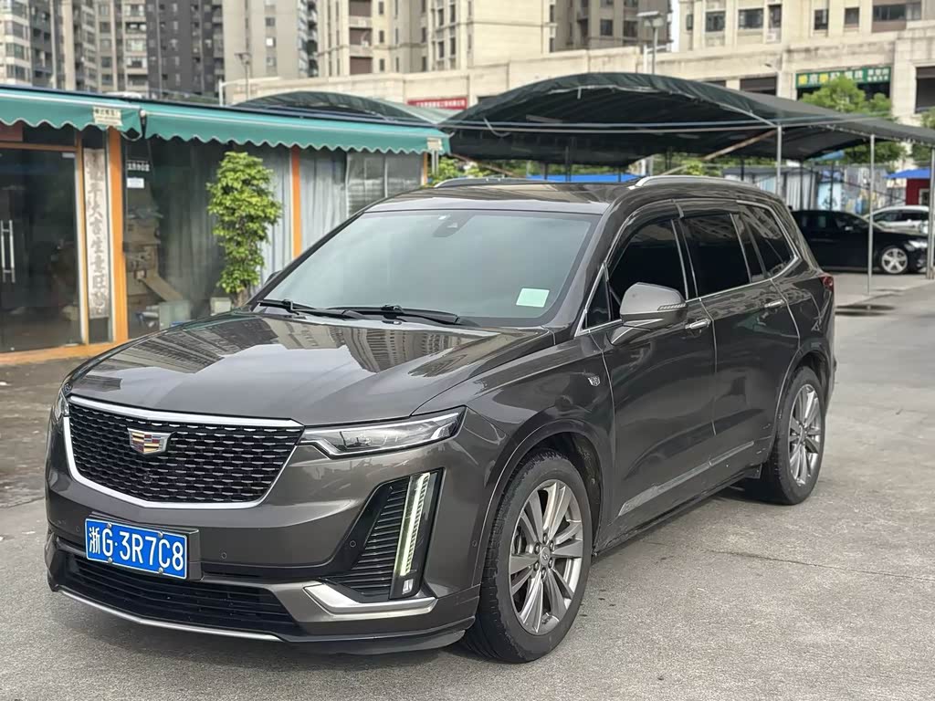 Cadillac XT6