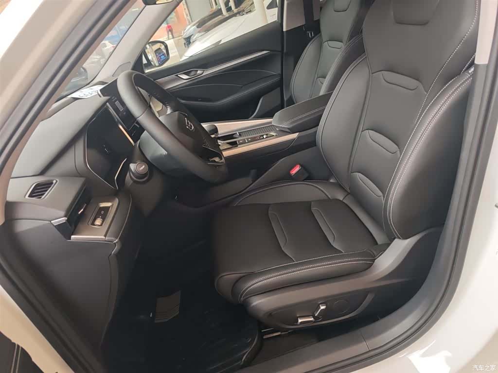 Geely Preface, 2022 15