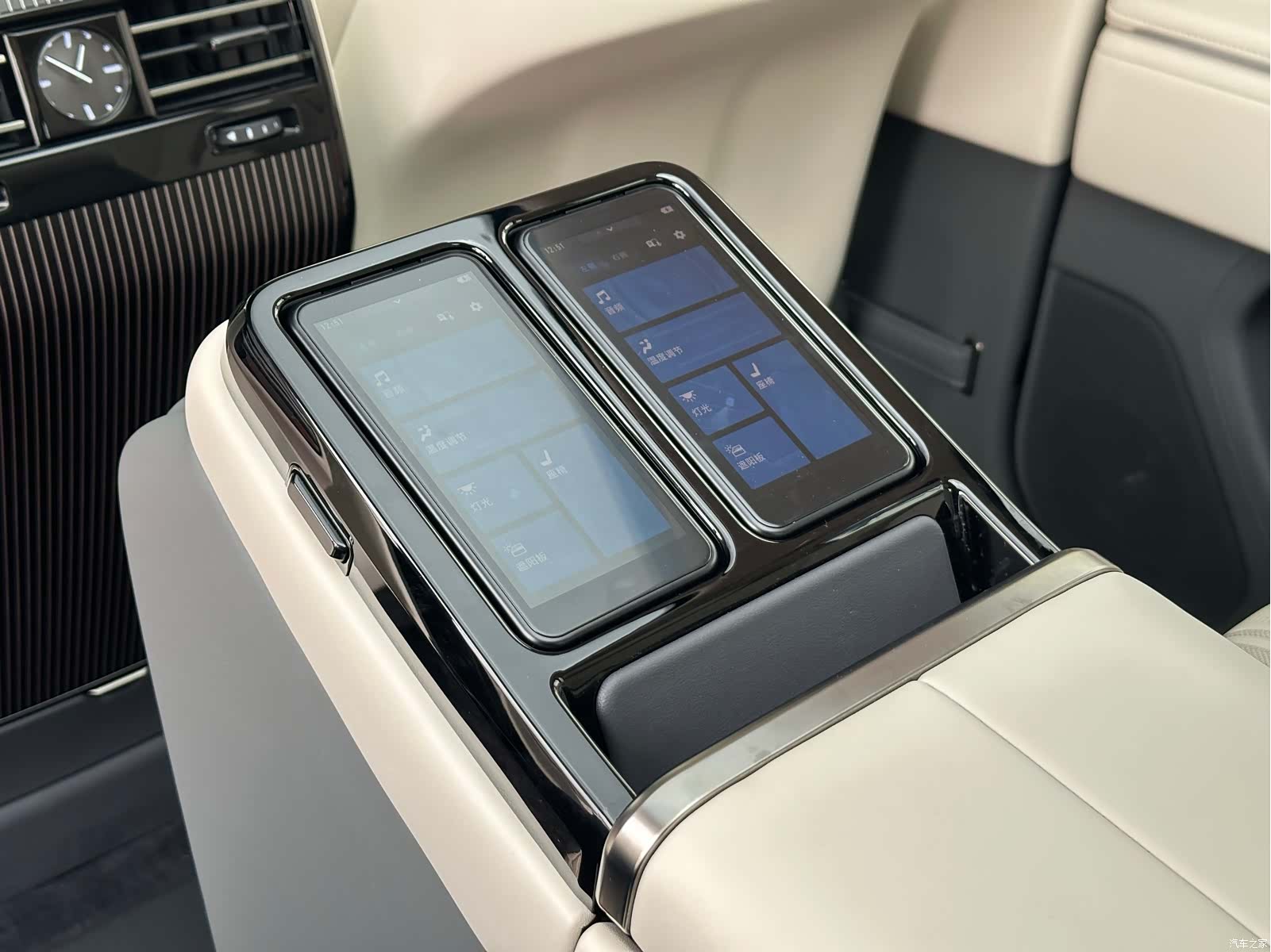 Toyota Century, 2024 21