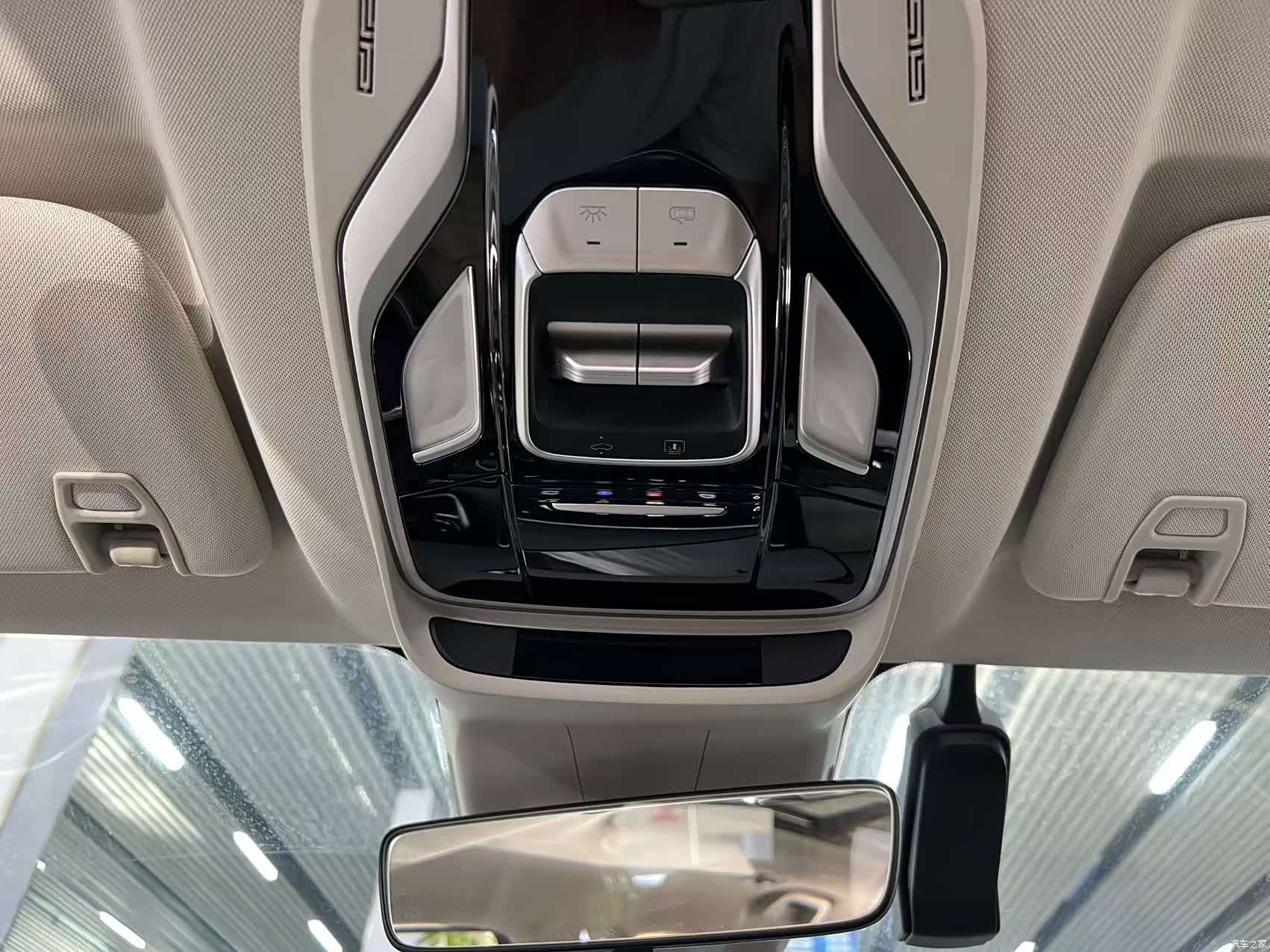 Geely Jiaji, 2020 18