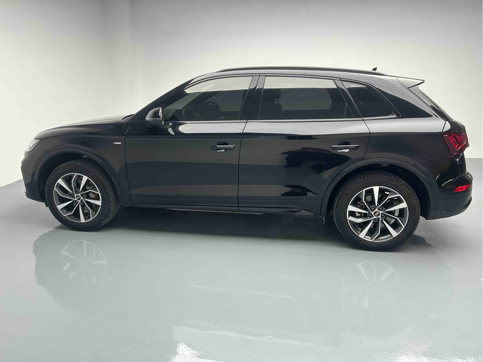 Audi Q5L, 2023 13