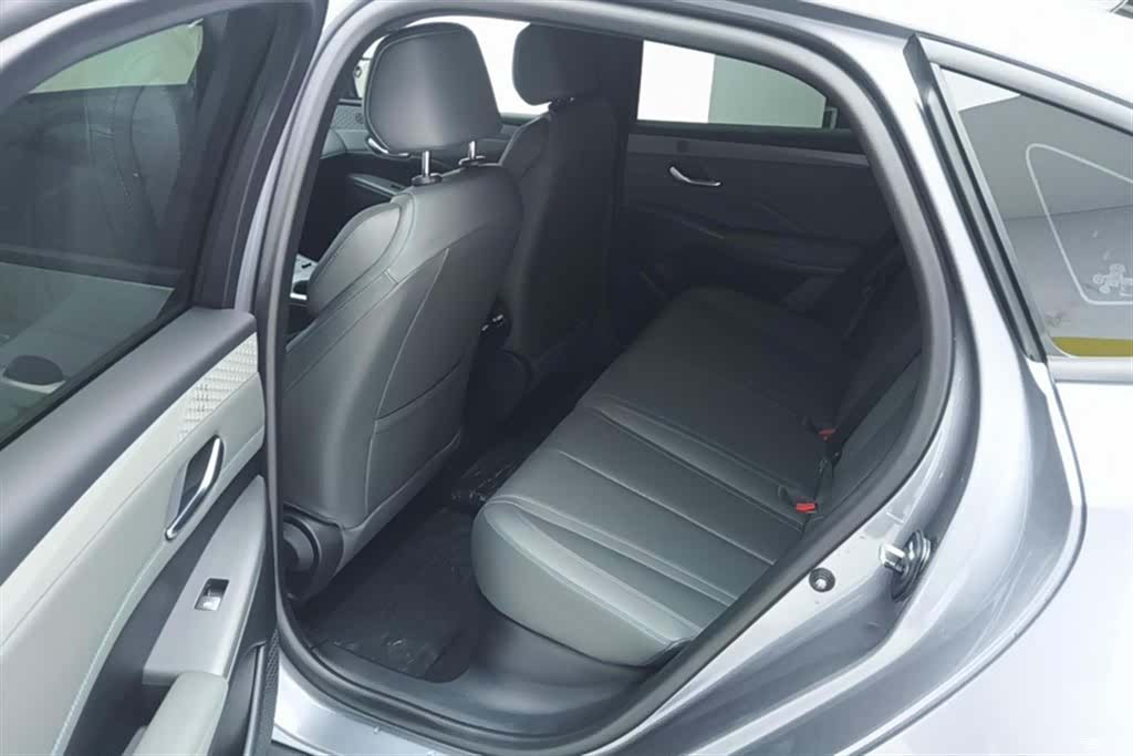 BYD Qin, 2025 11