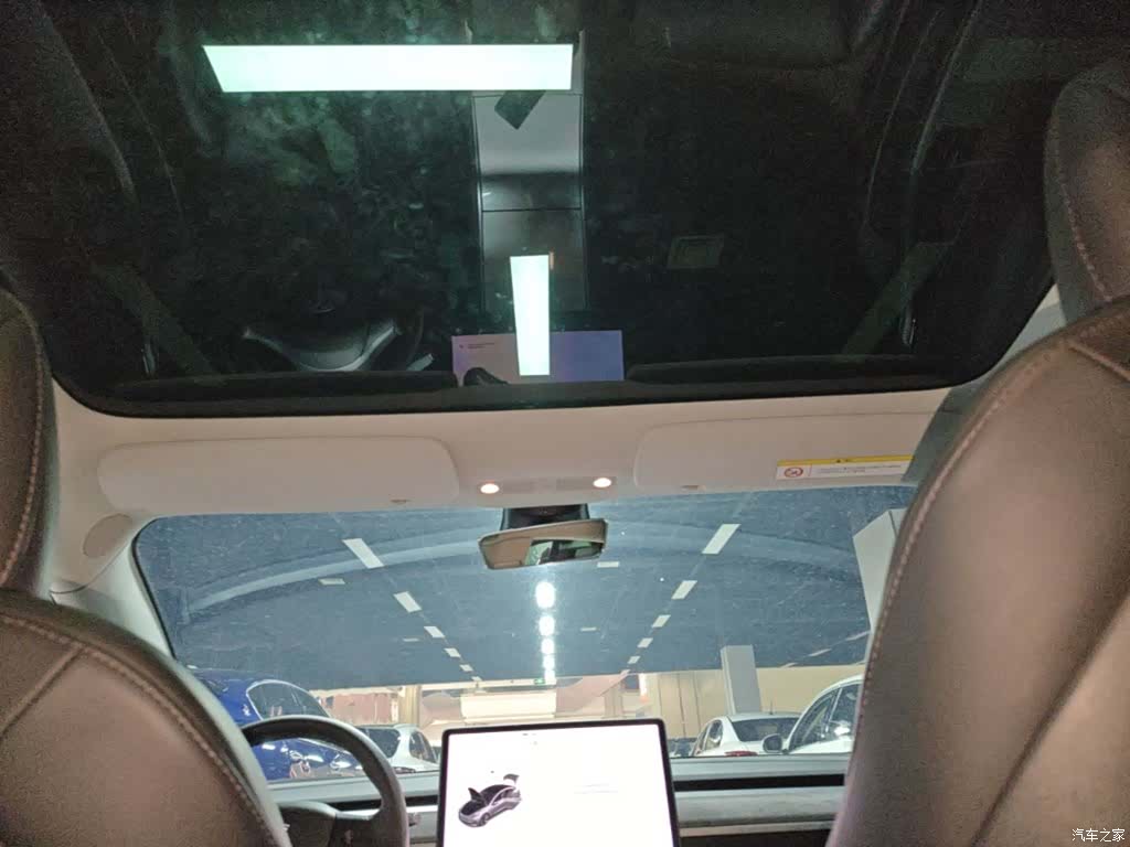 Tesla Model 3, 2019 14