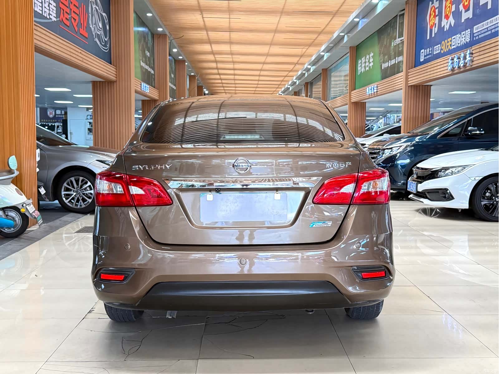 Nissan Sylphy, 2017 все фото