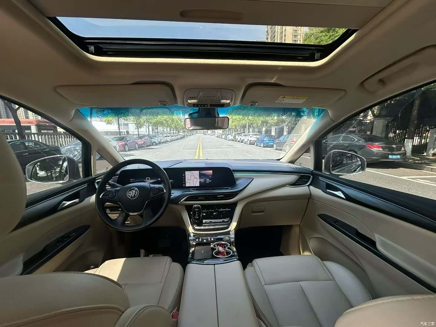 Buick GL8, 2023 8