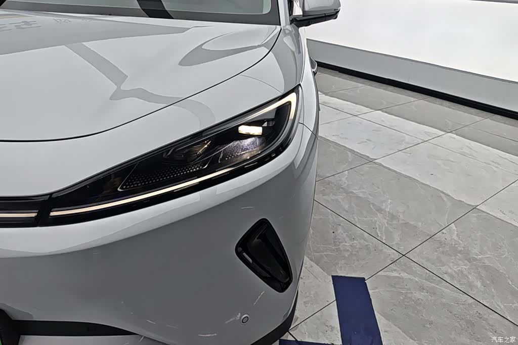 BYD HiAce, 2025 все фото