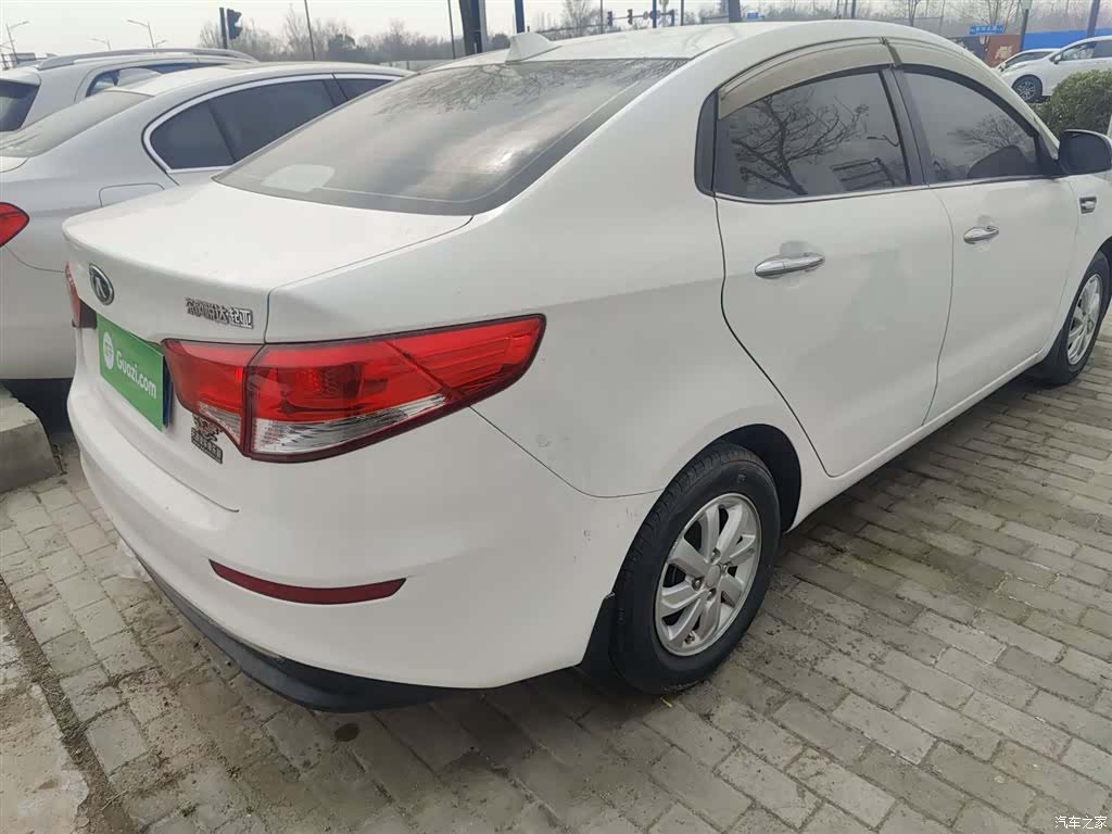 Kia K2, 2015 7