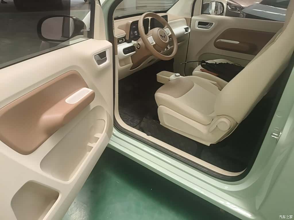 Wuling MINIEV, 2024 16