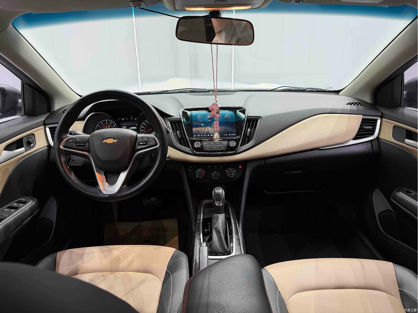 Chevrolet 320, 2022 9