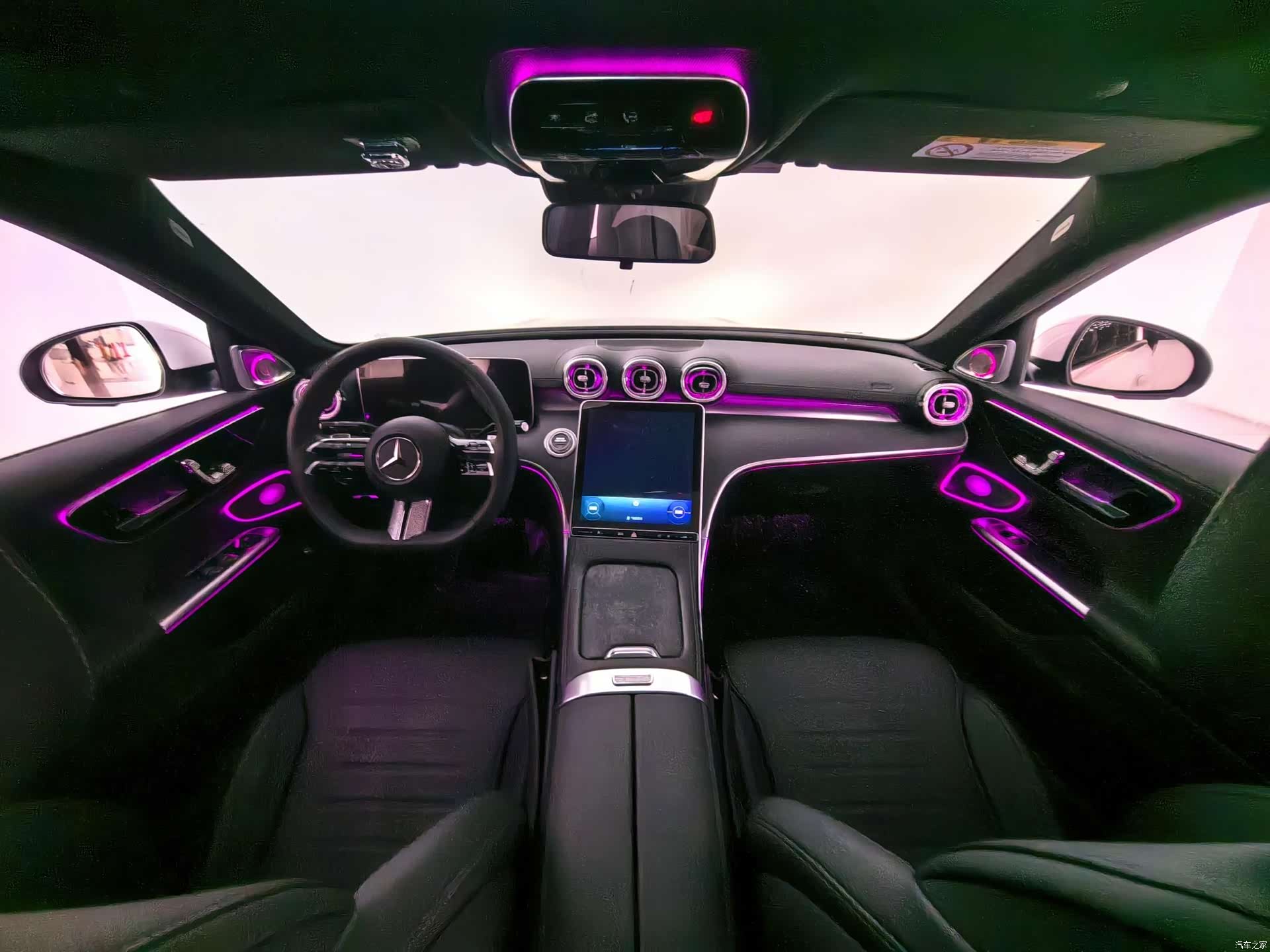 Mercedes-Benz C-Class, 2024 6