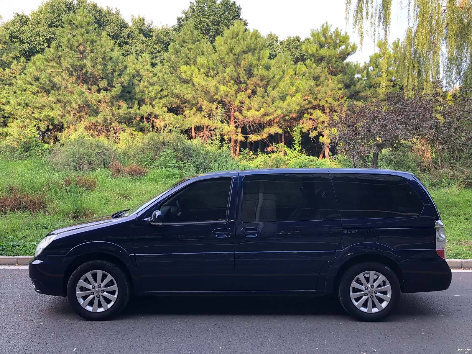 Buick GL8, 2015 4