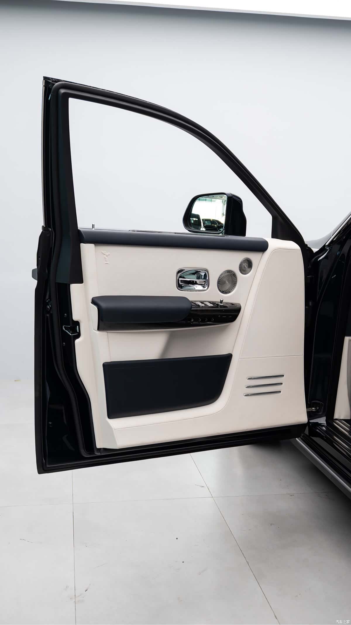Rolls-Royce Phantom, 2020 4