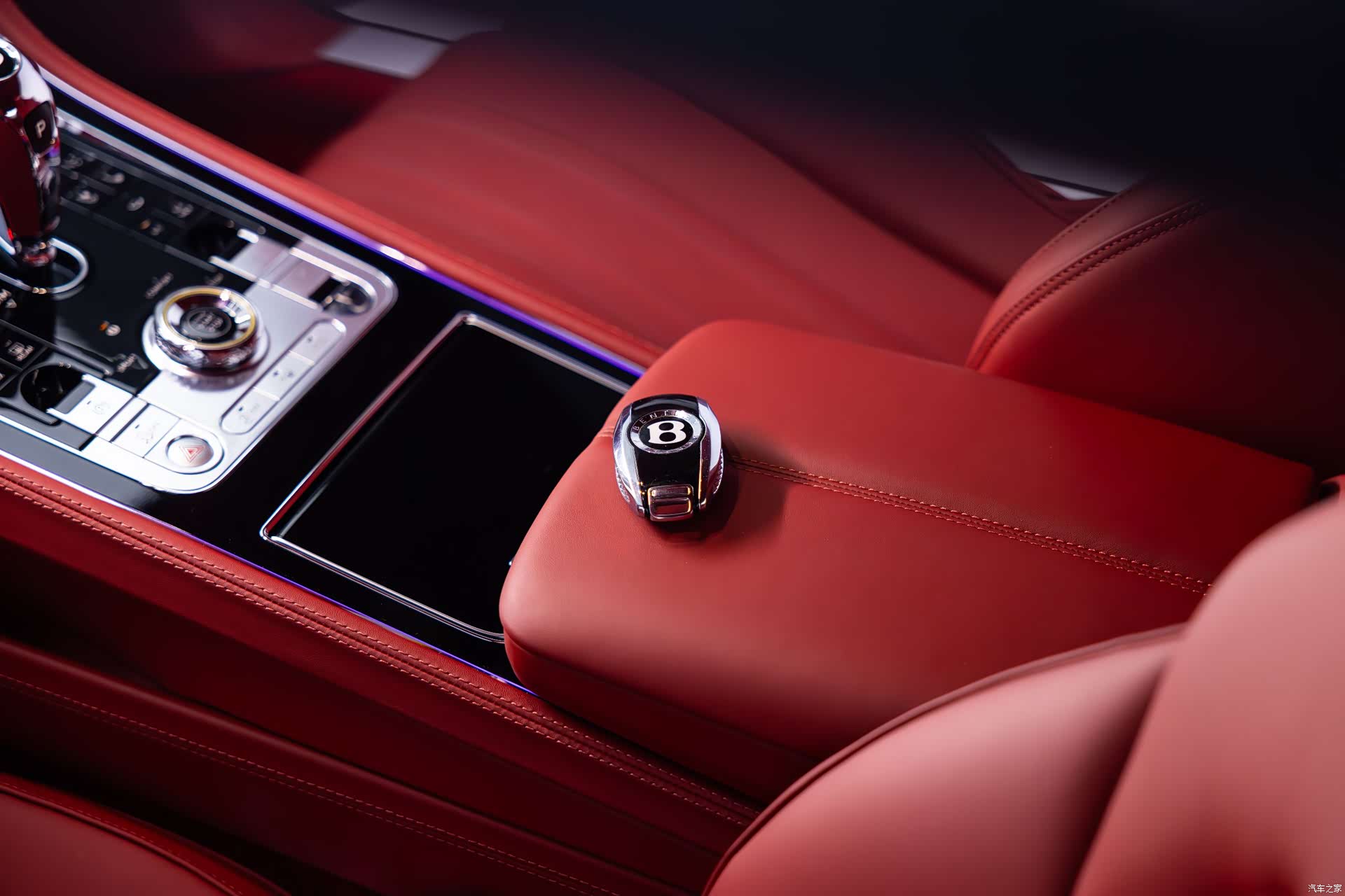 Bentley Continental GT, 2023 14