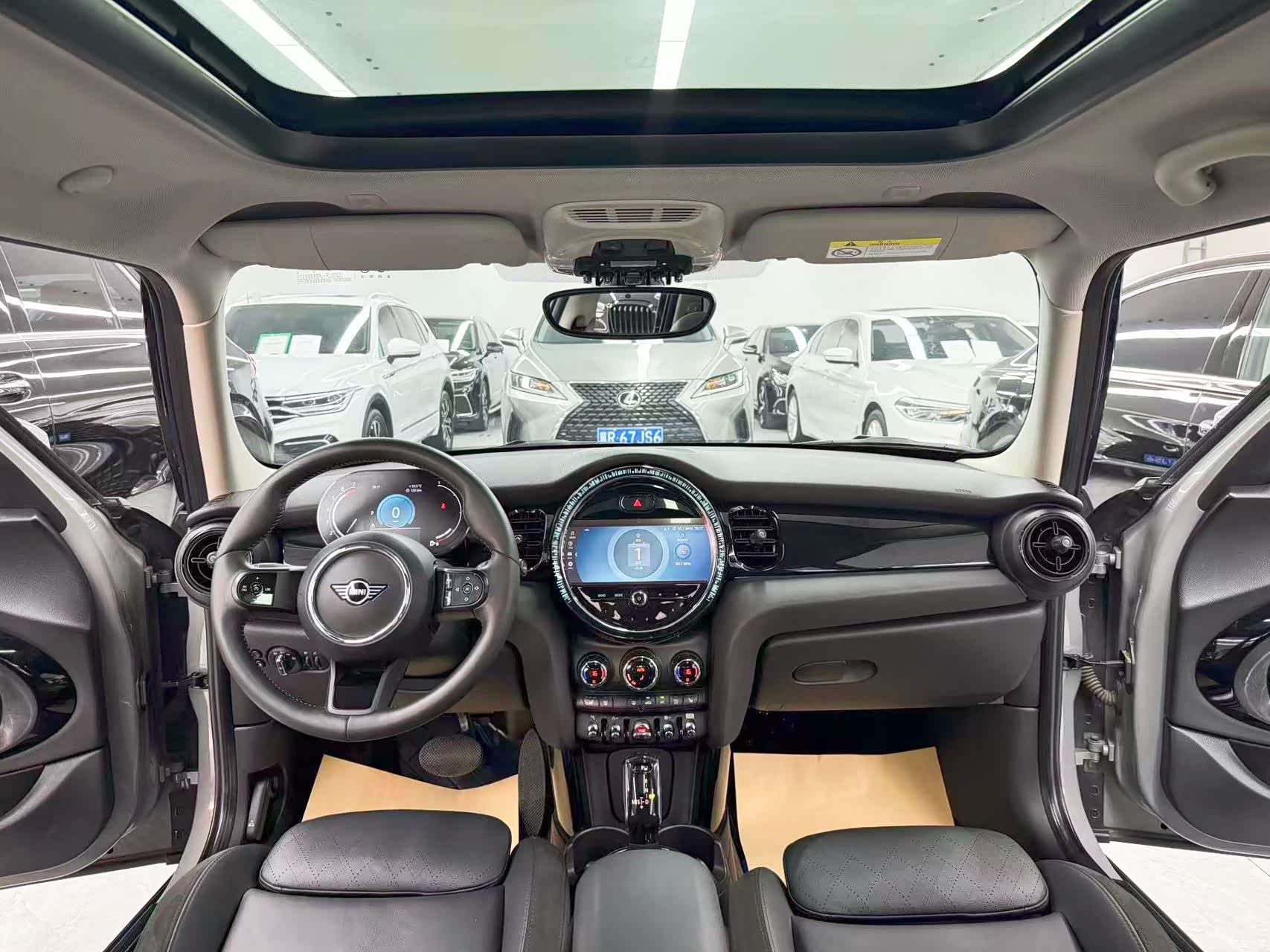 Mini Camden, 2022 9