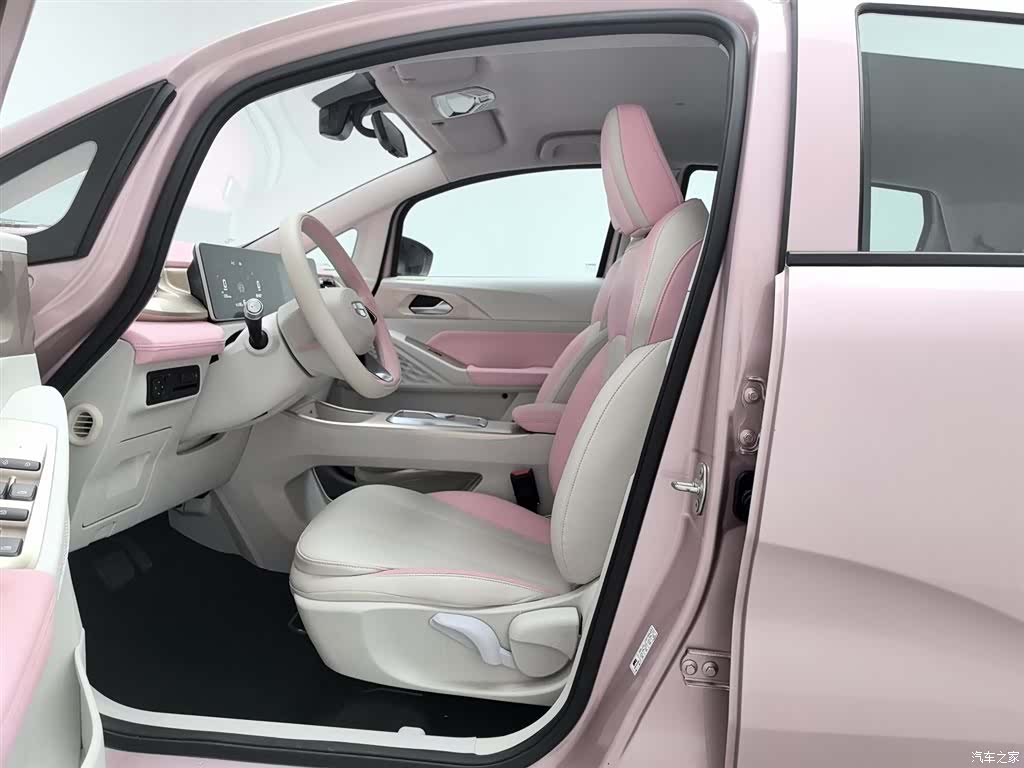 Geely E, 2024 10