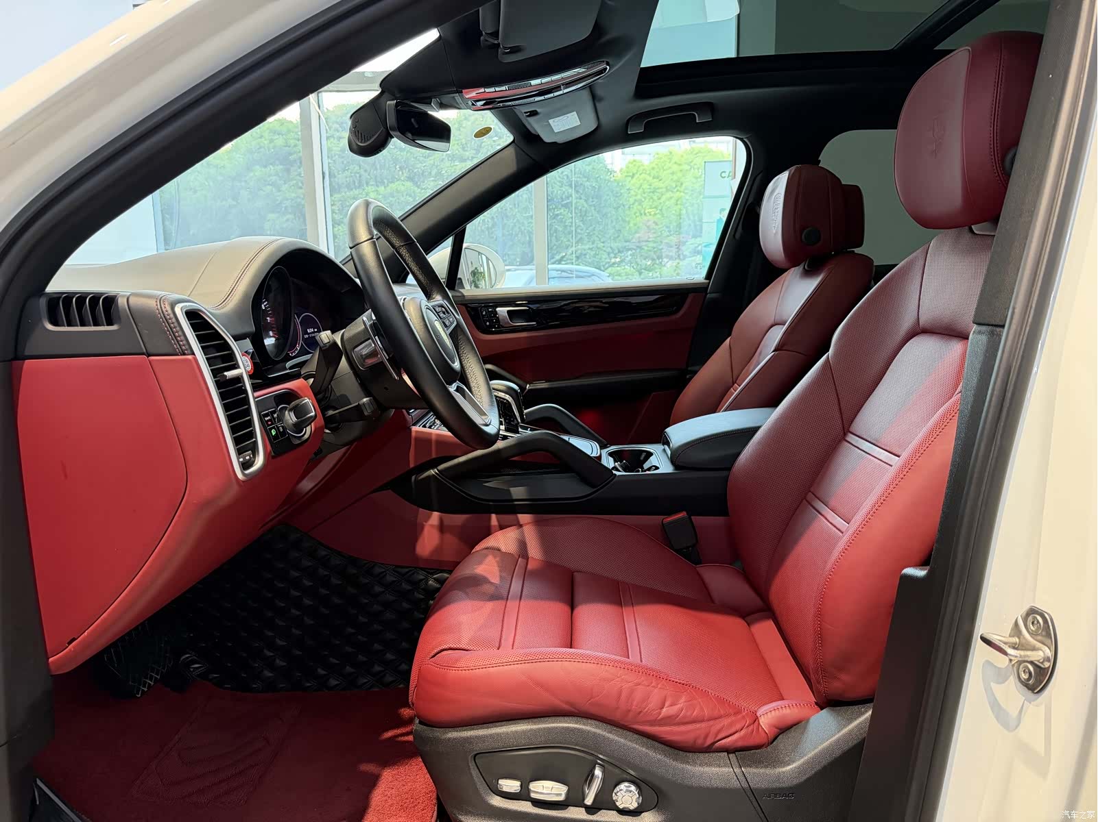 Porsche Cayenne, 2019 12