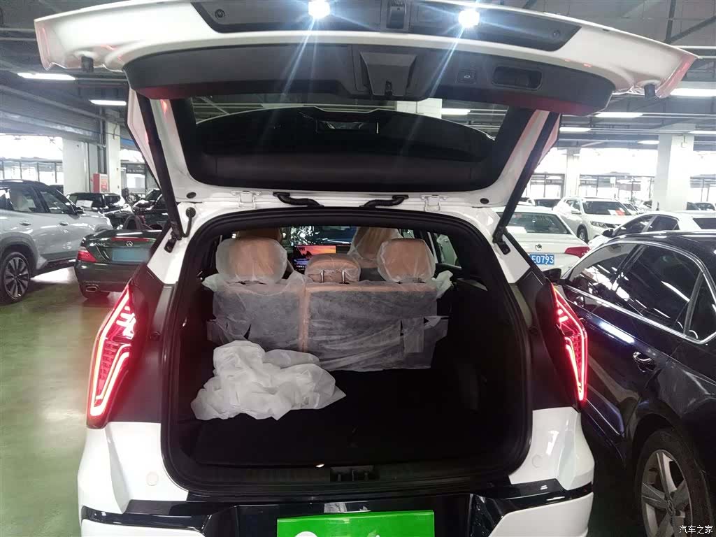 Geely Boyue, 2026 9