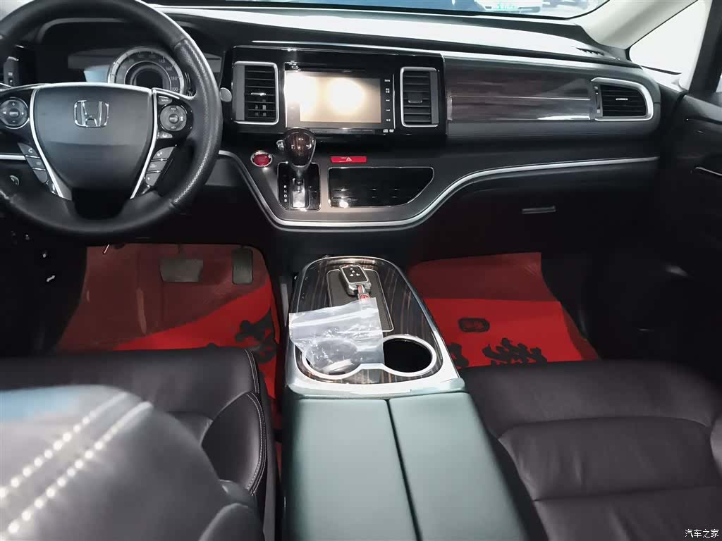 Honda Elysion, 2019 10