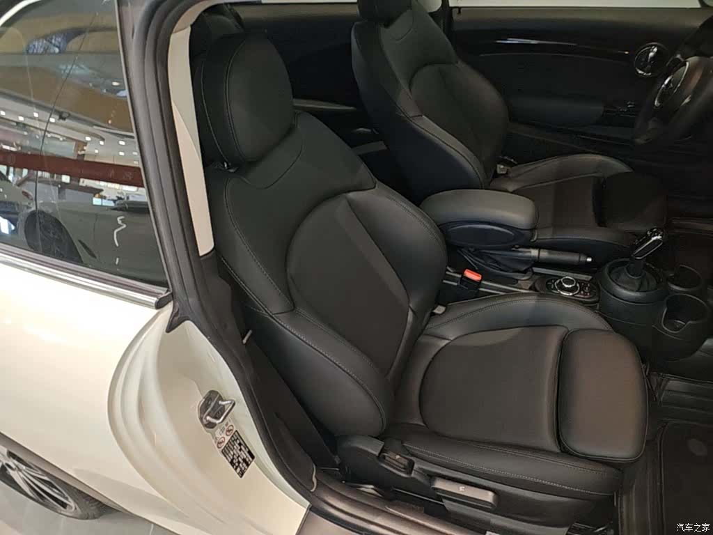 Mini Cooper, 2023 25