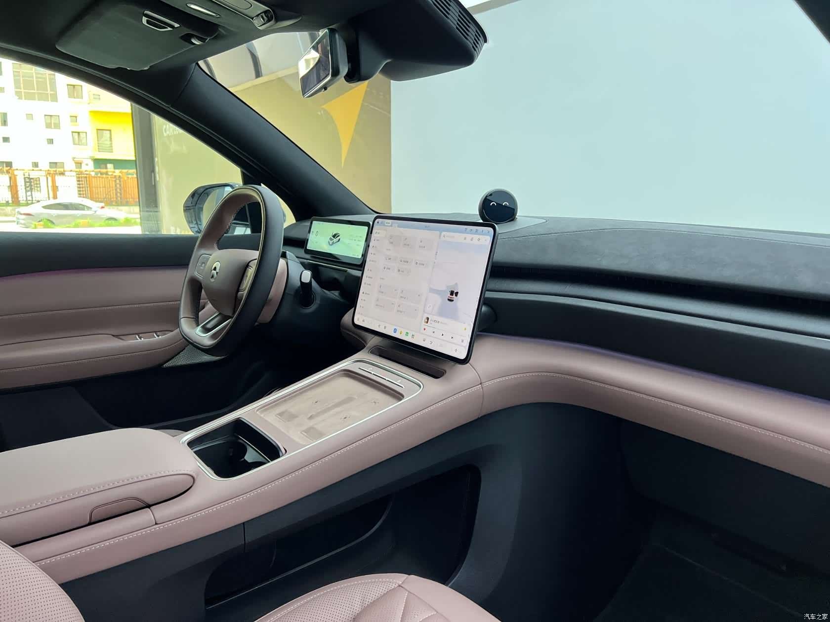 NIO EC6, 2025 10