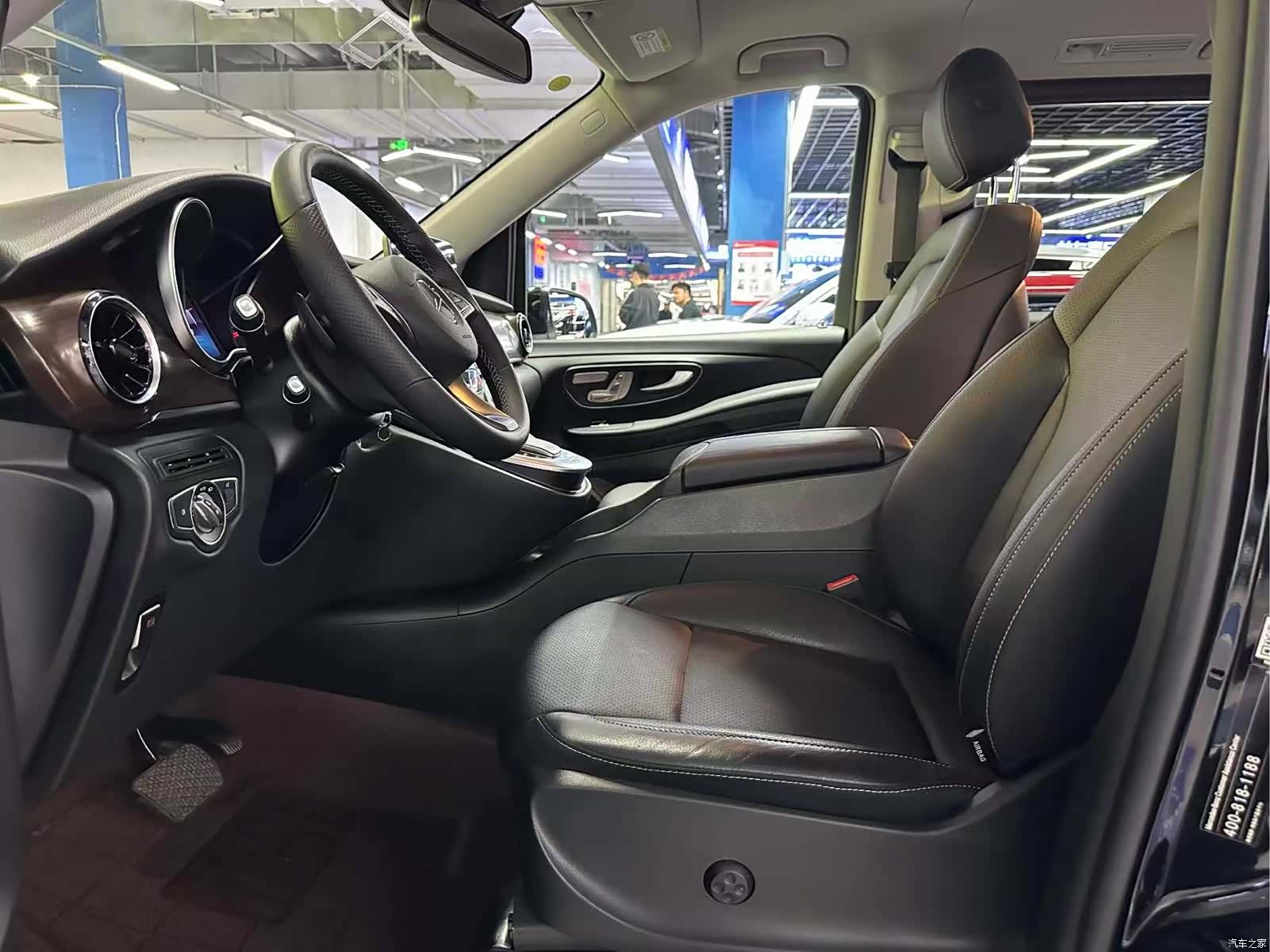 Mercedes-Benz V-Class, 2021 8