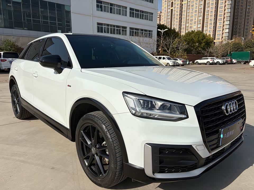 Audi Q2L