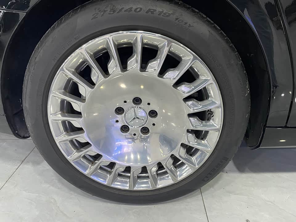 Mercedes-Benz Maybach S-class