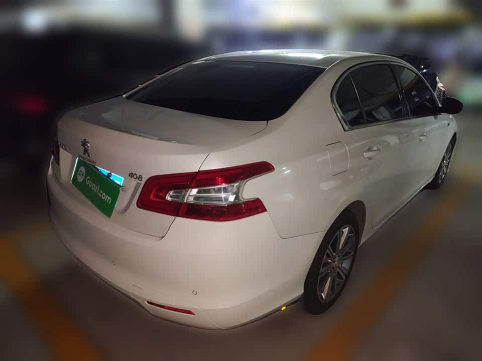Peugeot 408