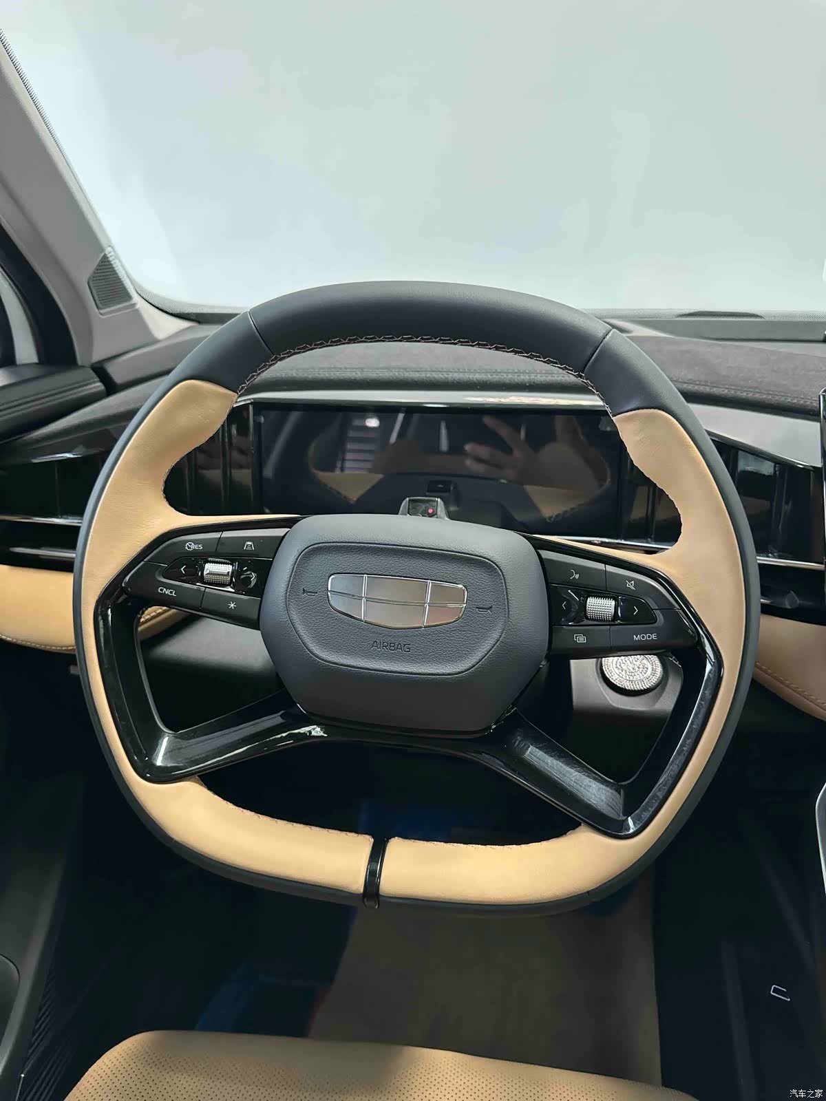 Geely Boyue, 2022 21