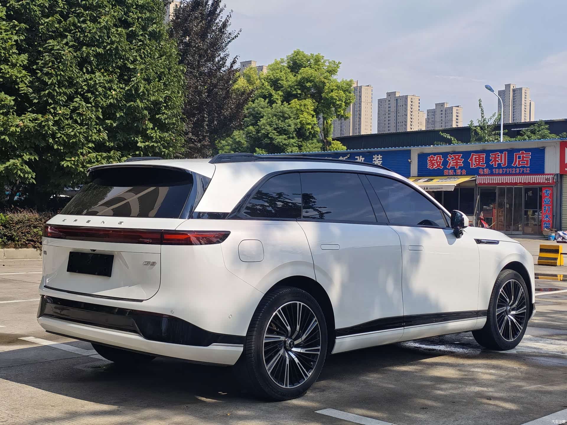 Xpeng G9, 2023 17