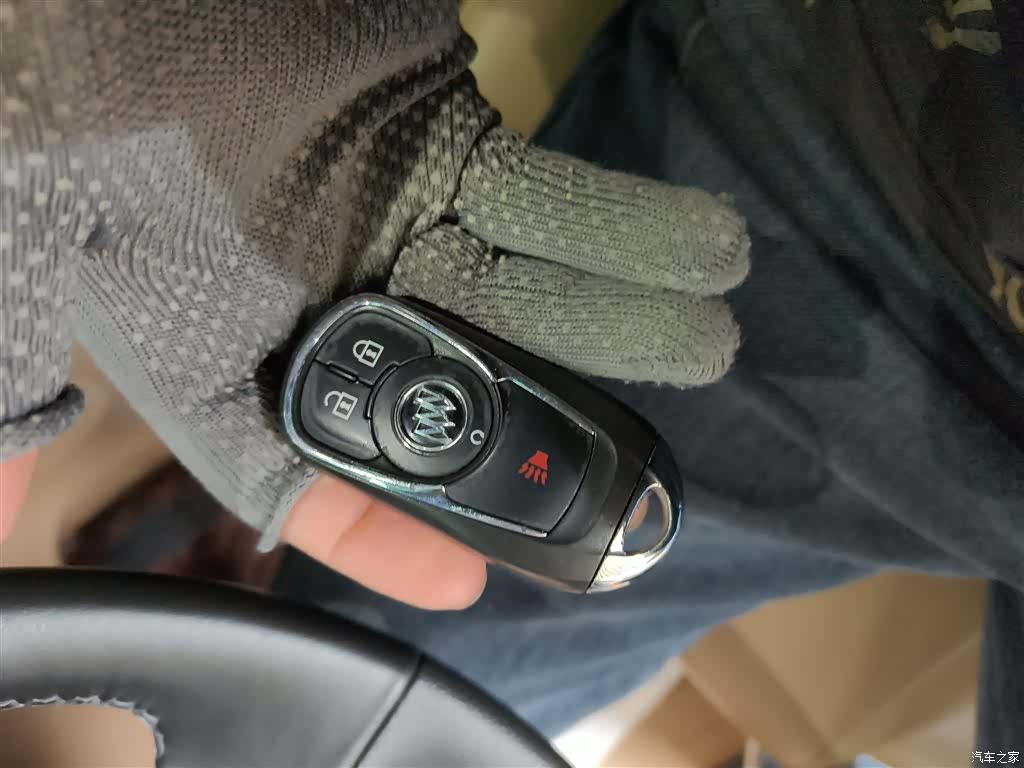 Buick GL8, 2020 9
