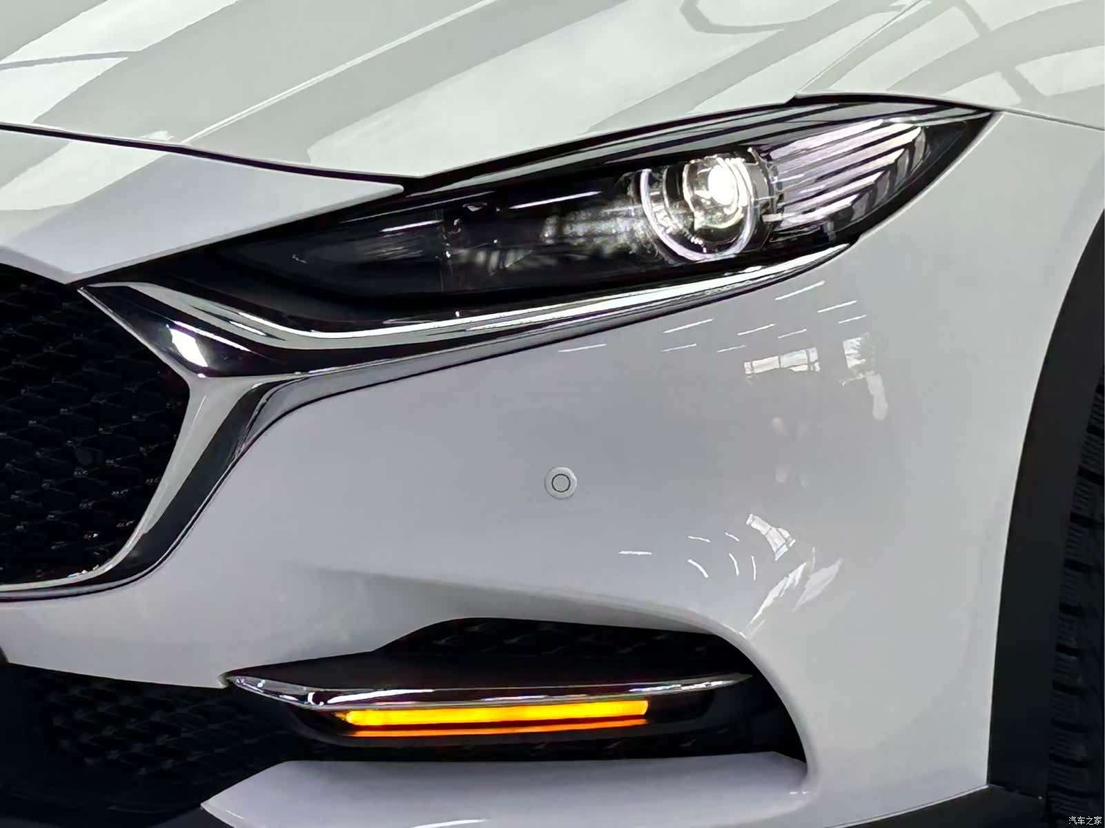 Mazda CX-4, 2023 7