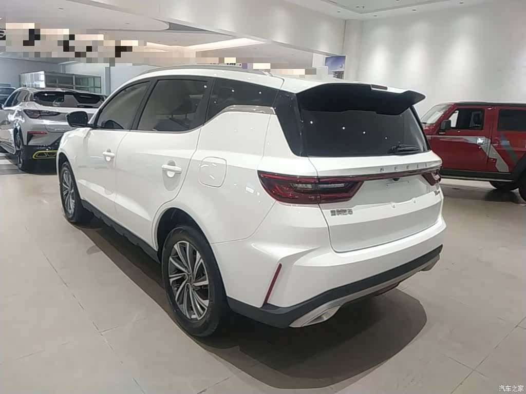 Geely X6, 2024 все фото