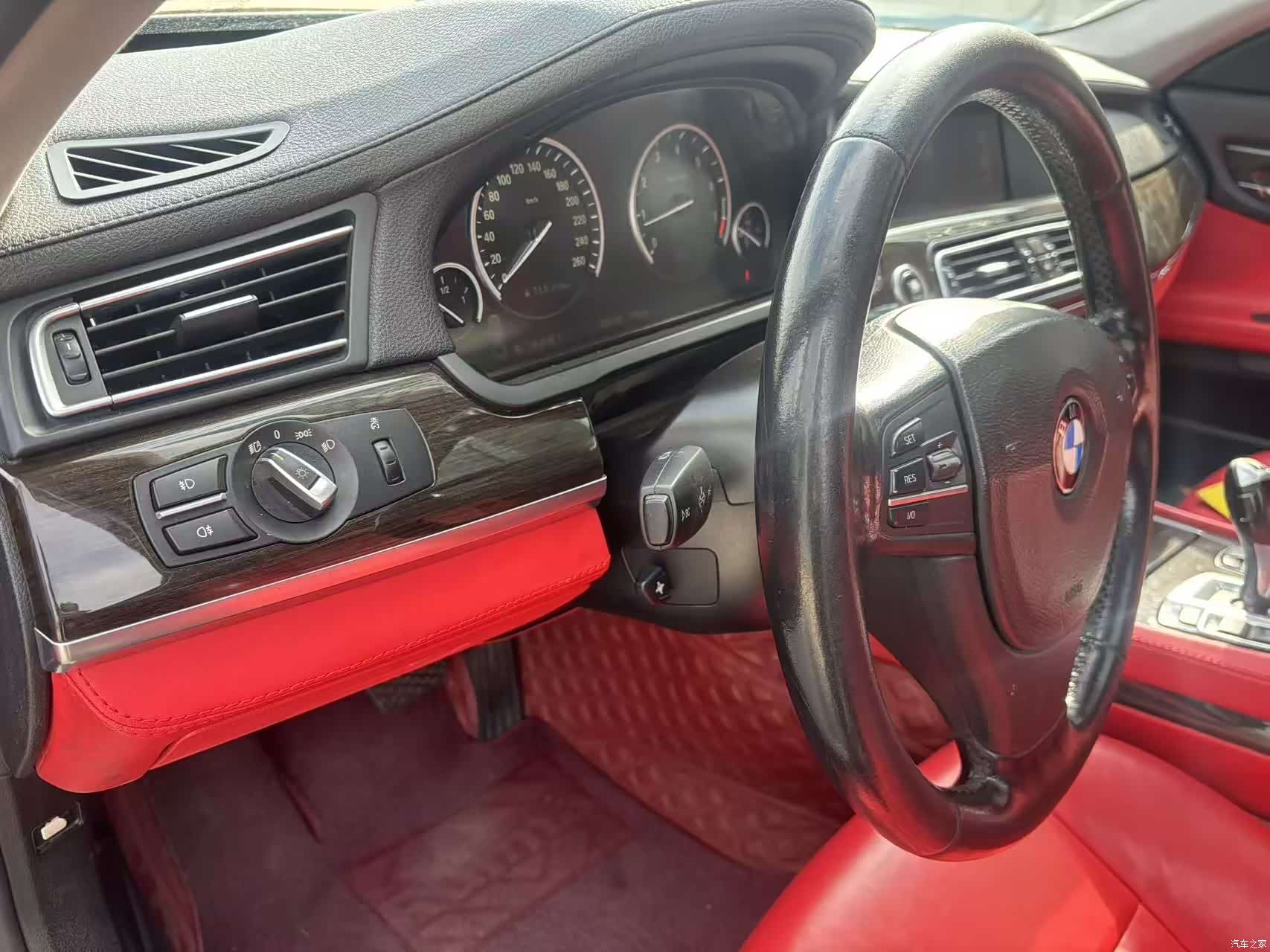 BMW 7 Series, 2011 16
