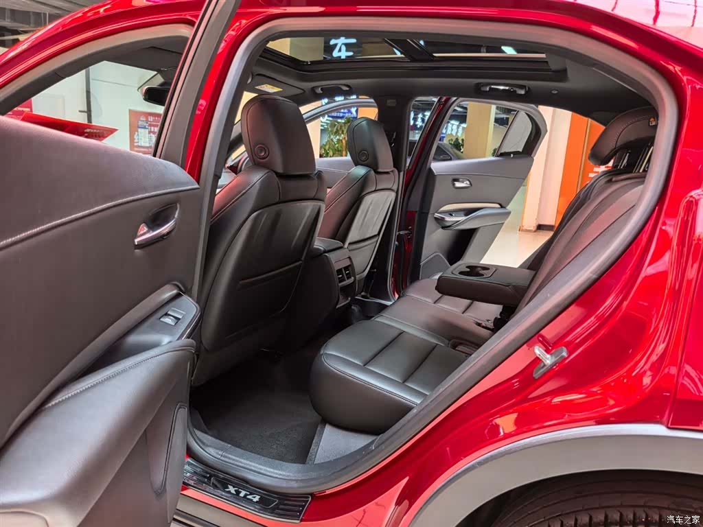 Cadillac XT4, 2021 7