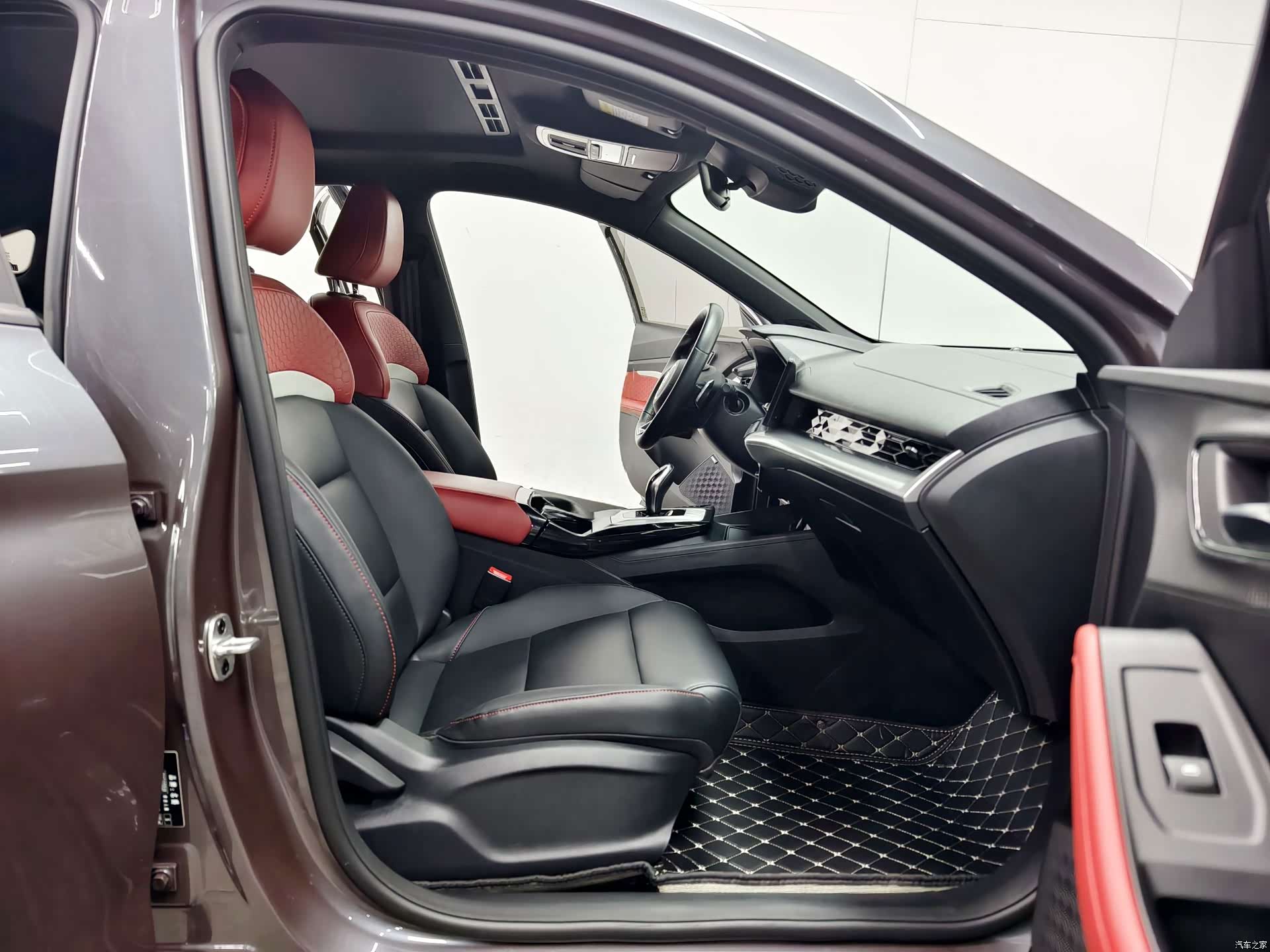 MG MG5, 2020 13