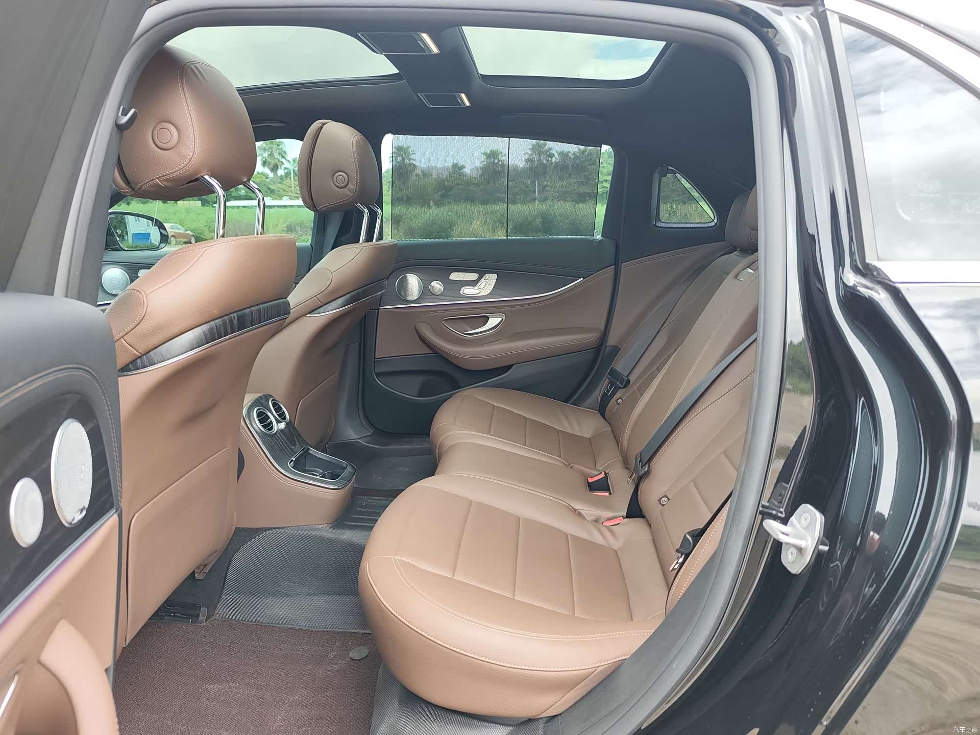 Mercedes-Benz E-Class, 2021 14