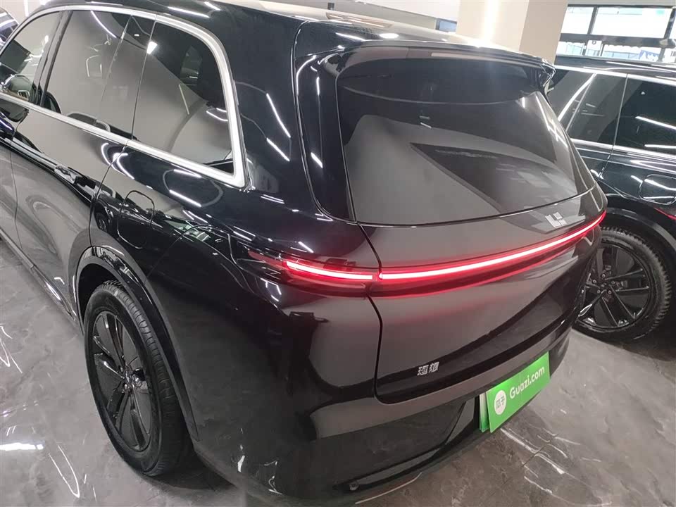 Li Auto Ideal L8