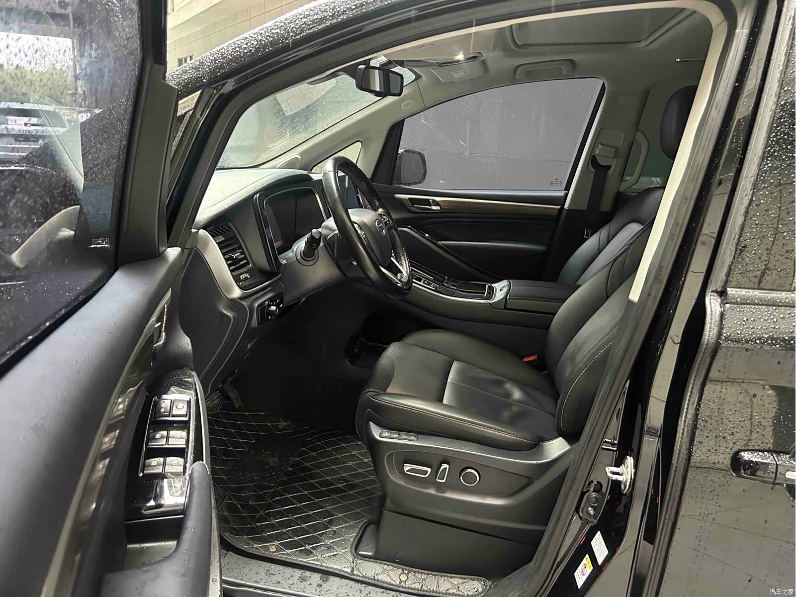 Trumpchi M8, 2021 8
