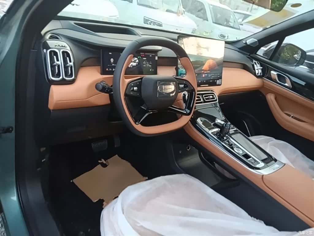 Geely Boyue, 2026 10