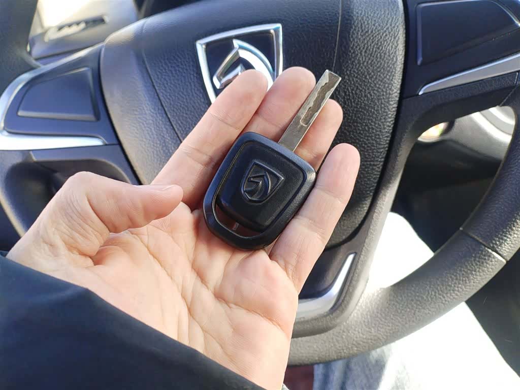 Wuling 310, 2019 14