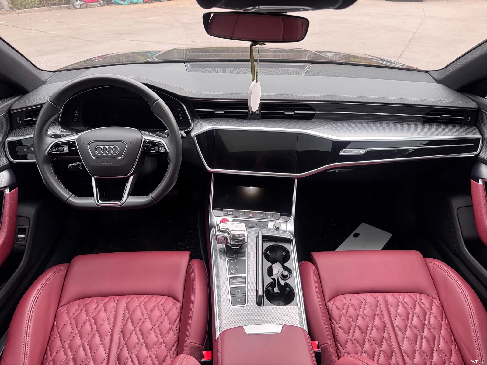 Audi A7L, 2025 6